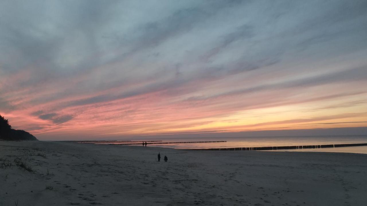 Domy Nad Zalewem Dziwnówek Exterior foto